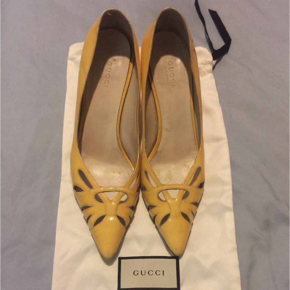 Authentic Gucci Vintage Pump Shoes